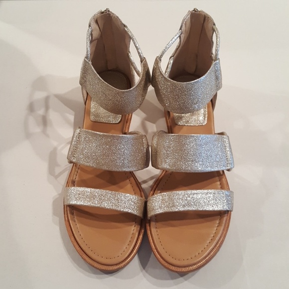 Silver/Gold Sandals - Picture 2 of 7